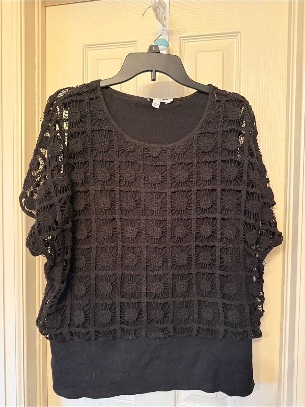 Chico's Black Scoop Neck Top Size 2
